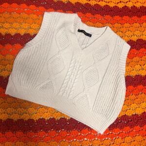 Women's White and Cream Jumper